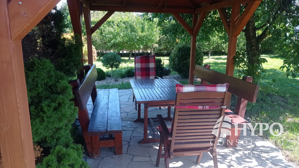 BA-Zlaté piesky-pozemok na rekreačné účely s dvojchatou -Mokráň záhon