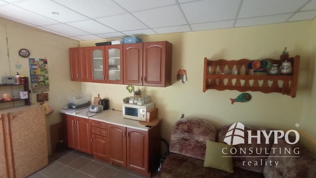 BA-Zlaté piesky-pozemok na rekreačné účely s dvojchatou -Mokráň záhon