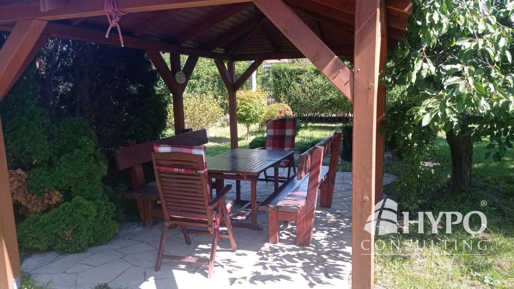 BA-Zlaté piesky-pozemok na rekreačné účely s dvojchatou -Mokráň záhon