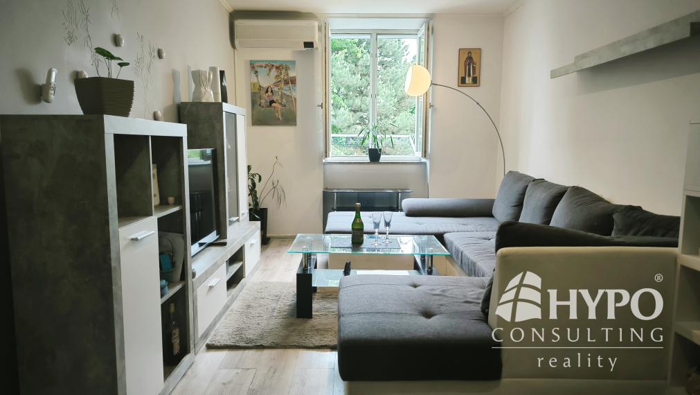 EXKLUZÍVNE LEN U NÁS 2-izbový byt s výhľadom na park Janka Kráľa