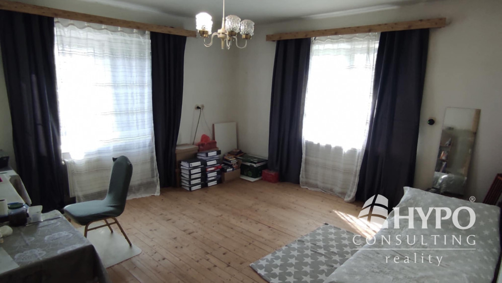 Predaj - priestranný rodinný dom - Diviaky TT