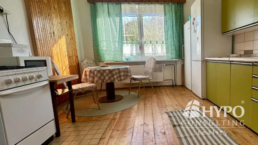 Predaj - priestranný rodinný dom - Diviaky TT