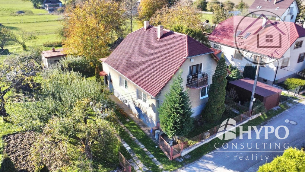 Predaj - priestranný rodinný dom - Diviaky TT