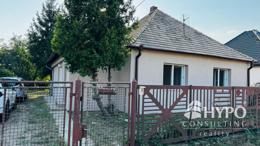 Čiastočne zrekonštruovaný dom 10 minút od mesta Nitra