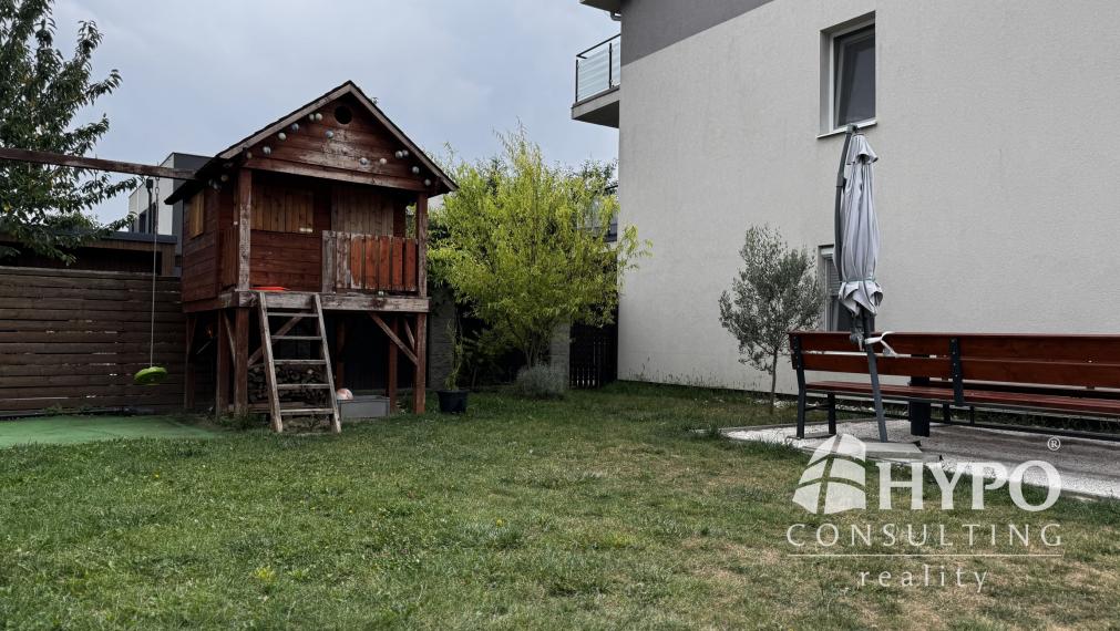 3.izb byt novostavba, parkovanie, 120m2 záhradka - Rovinka