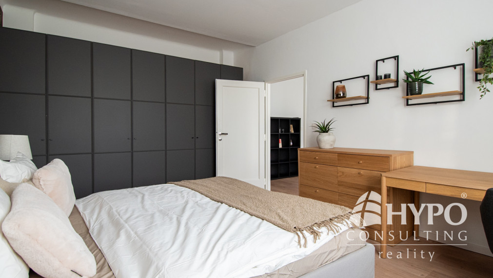 Luxusný veľkometrážny byt na prenájom – Floriánske námestie