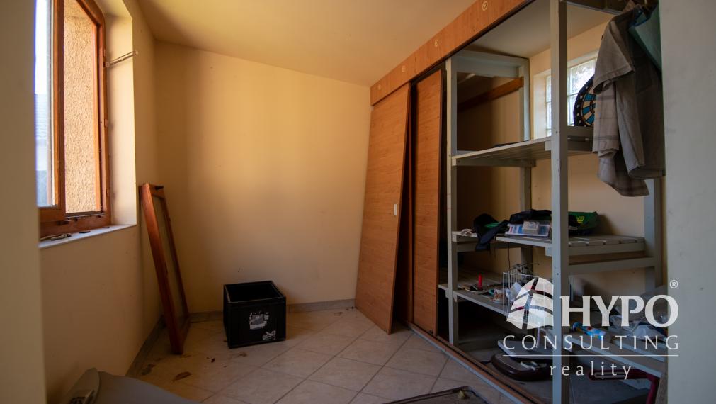 Priestranný dom s veľkým pozemkom vhodný aj na investíciu