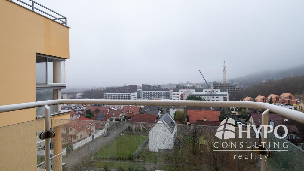 Priestranný 3izbový mezonet v novostavbe z roku 2000