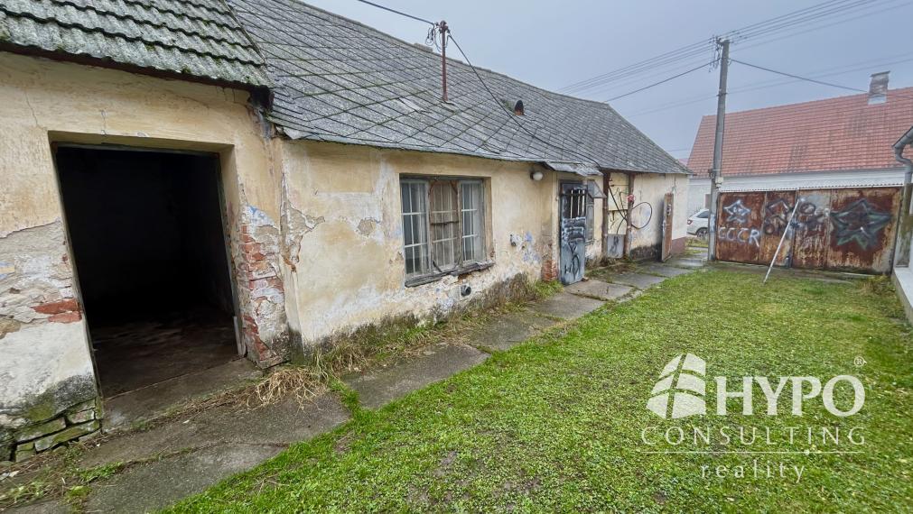 Dom a pozemok 2421m2 Investičná ponuka 82€/m2 pri Malackách