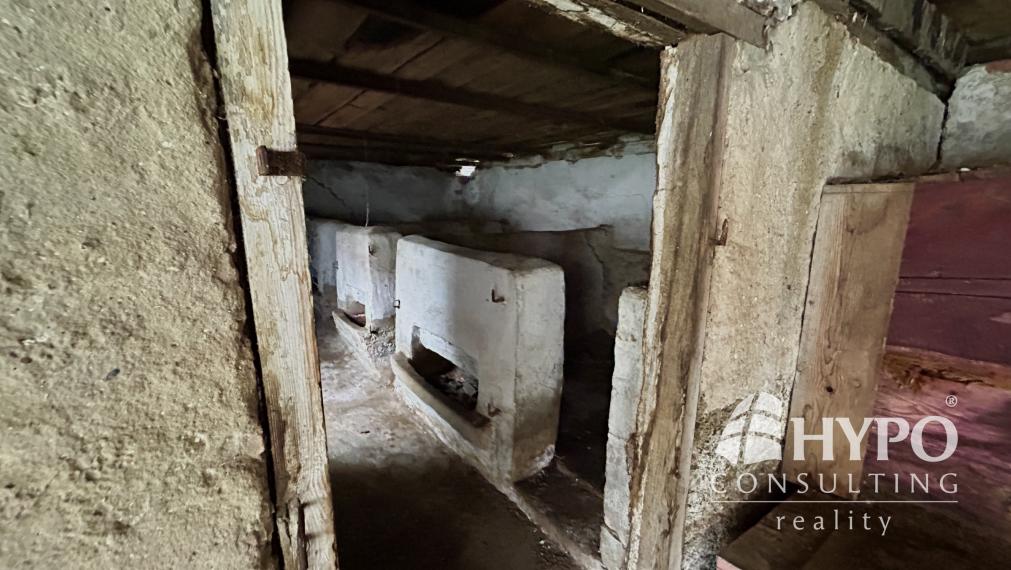 Dom a pozemok 2421m2 Investičná ponuka 82€/m2 pri Malackách