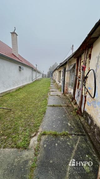 Dom a pozemok 2421m2 Investičná ponuka 82€/m2 pri Malackách