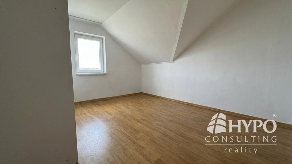 Novostavba s primerane veľkým pozemkom v tichej lokalite