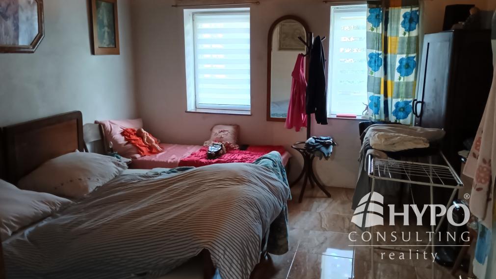 Útulná chalúpka v malebnej obci na úpätí pohoria Vtáčnik