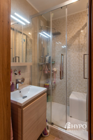 3‑izbový byt s balkónom po rekonštrukcii - Dúbravka