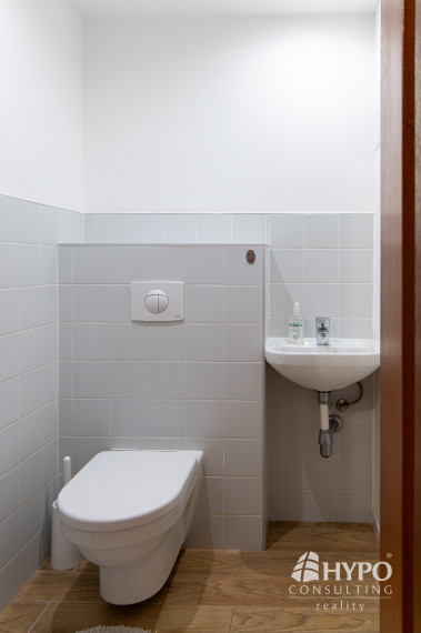 HORNÉ SALIBY-nadštandarné bývanie-8 izieb, sauna, vírivka, garáže, pozemok 1840 m2