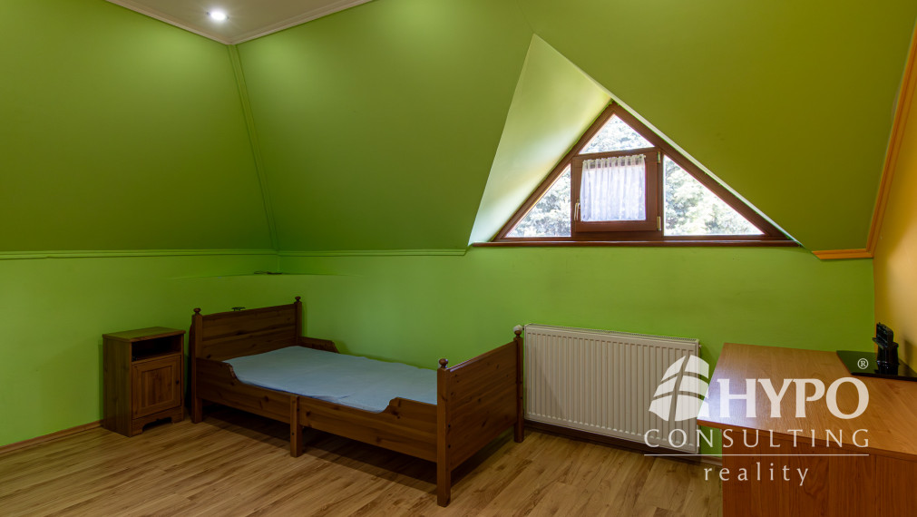 HORNÉ SALIBY-nadštandarné bývanie-8 izieb, sauna, vírivka, garáže, pozemok 1840 m2