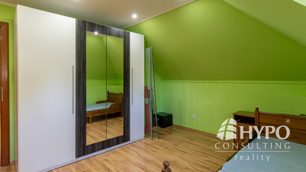 HORNÉ SALIBY-nadštandarné bývanie-8 izieb, sauna, vírivka, garáže, pozemok 1840 m2
