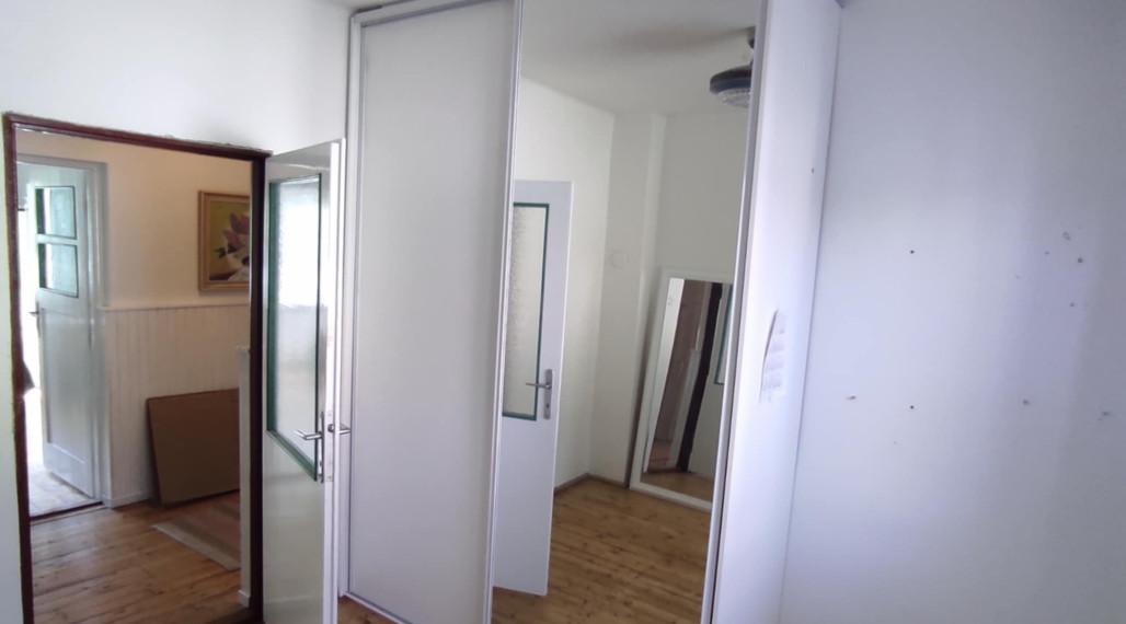 Predaj - priestranný rodinný dom - Diviaky TT