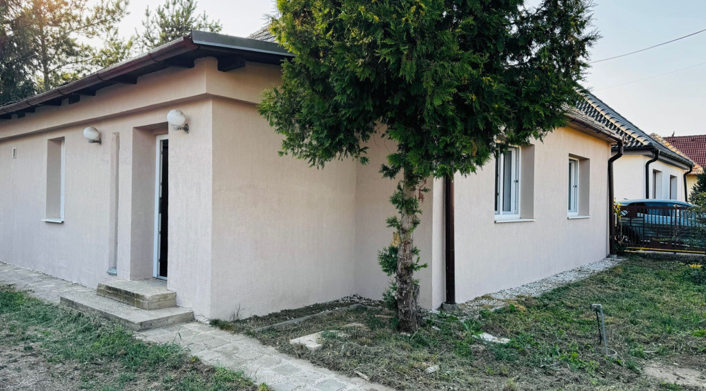 Čiastočne zrekonštruovaný dom 10 minút od mesta Nitra