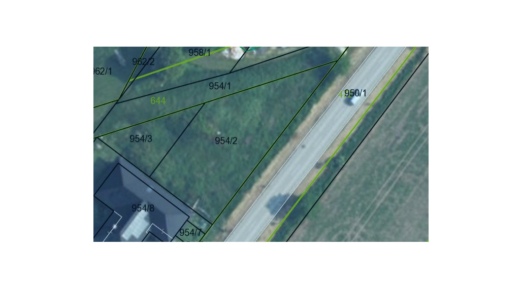 Prémiový pozemok (1017 m²) s úchvatným výhľadom - Cífer