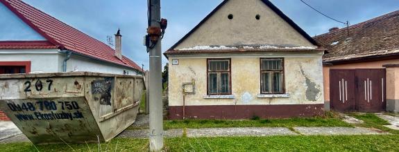 Dom a pozemok 2421m2 Investičná ponuka 82€/m2 pri Malackách