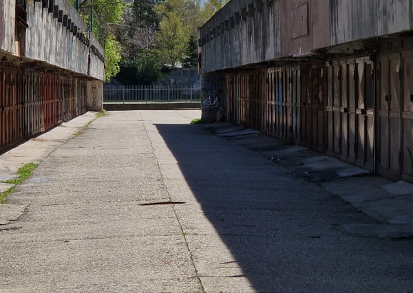 Bratislava-Podunajské Biskupice-predaj garáže-pozemok vysporiadaný