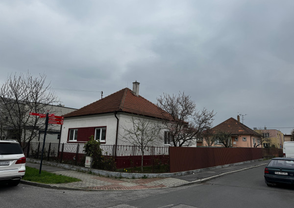Investičný dom 246m2 v najkrajšej domovej štvrti Ružinova