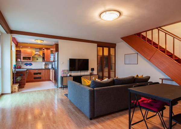 Priestranný 3izbový mezonet v novostavbe z roku 2000